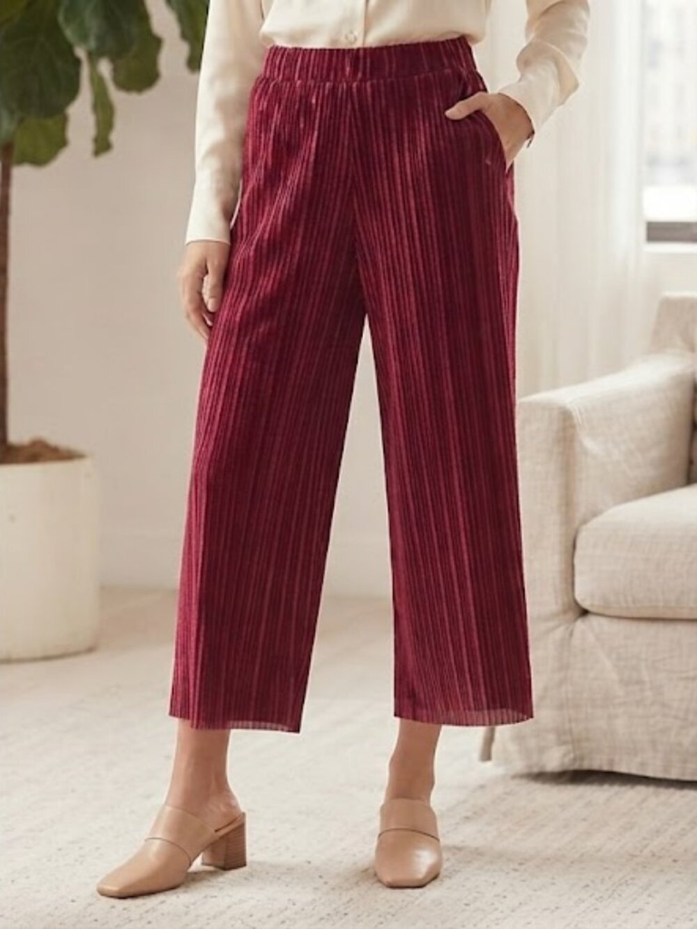 Red Pleated Velvet Cropped Wide-Leg Pants